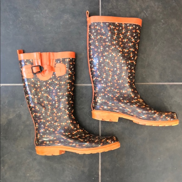Retro patterned rain boots - Picture 2 of 5